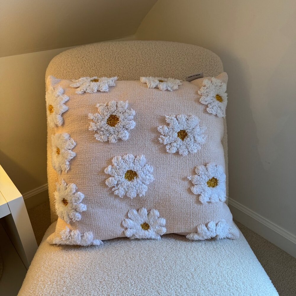 Decorative Pink Daisy Throw Pillow - 20" x 20"